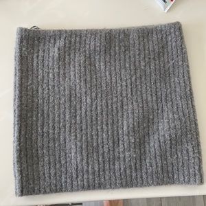 Zara grey knit tube top size M